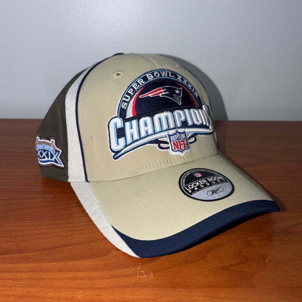 Reebok New England Patriots Super Bowl XXXIX Champions Hat NFL Locker Room Tan
